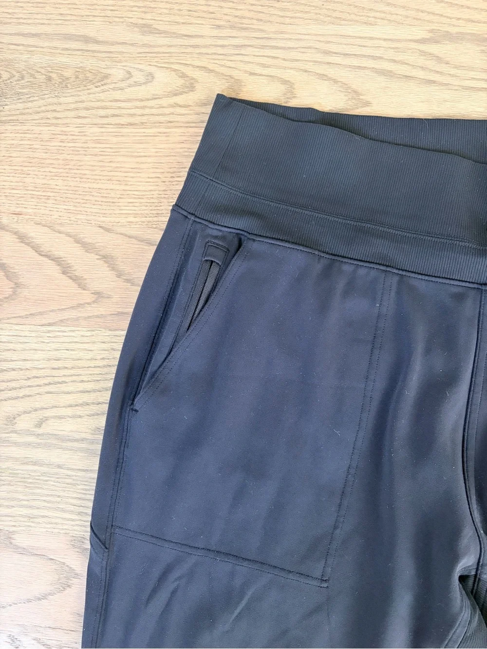 Athleta High Rise Venice Jogger Pants Black